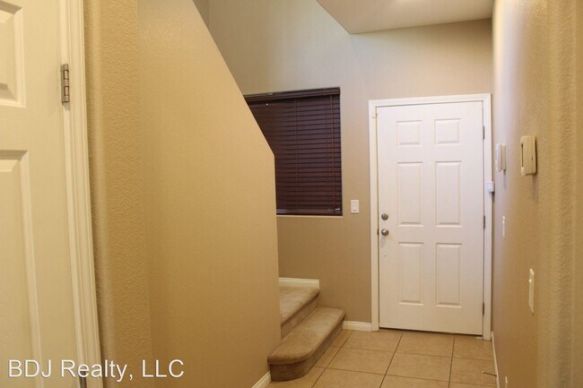 Building Photo - 3 br, 2.5 bath House - 7963 CAPE BRETT ST