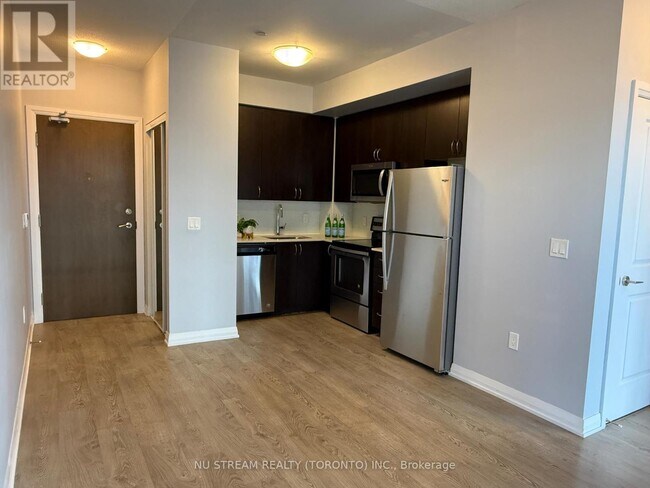 Photo du bâtiment - 9560 Markham Rd