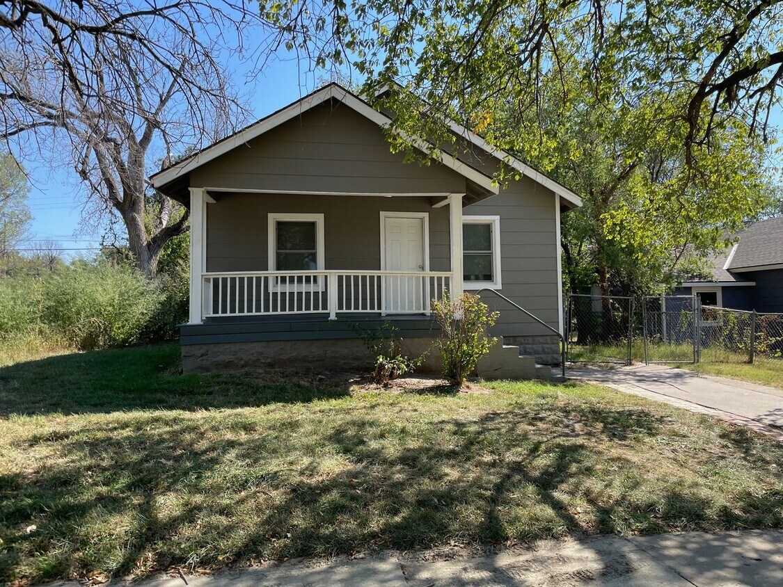 Foto principal - Darling Home Close to Saint Marks Church & WSU