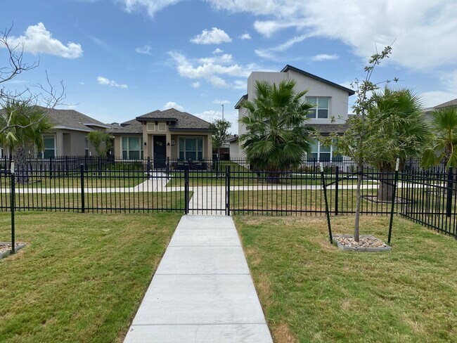 Front Yard - 10209 N 13th St