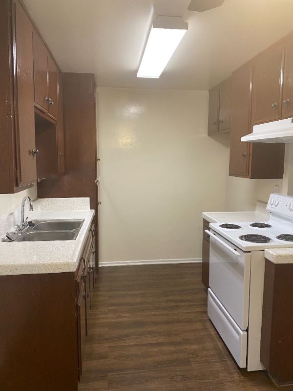 Foto del edificio - 10635 Colima Rd