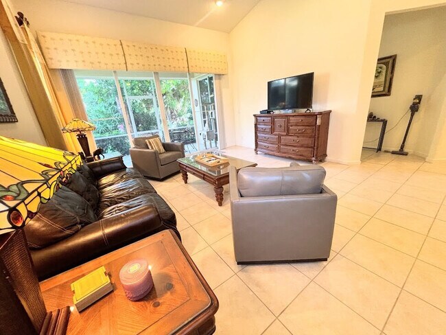Building Photo - 8155 Carnoustie Pl