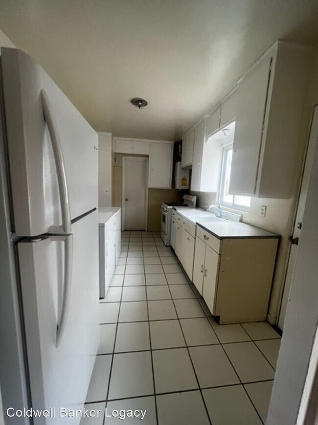 Foto del edificio - 3 br, 1 bath House - 222 Girard Blvd NE
