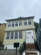 Building Photo - 43 Norwood Ave