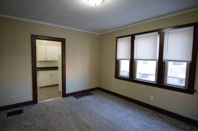 Foto del edificio - 6619 Bantry Ave