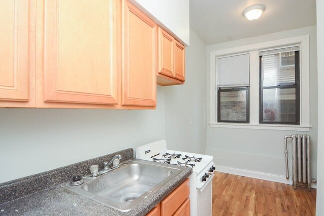 Foto del edificio - 4751 N Paulina St