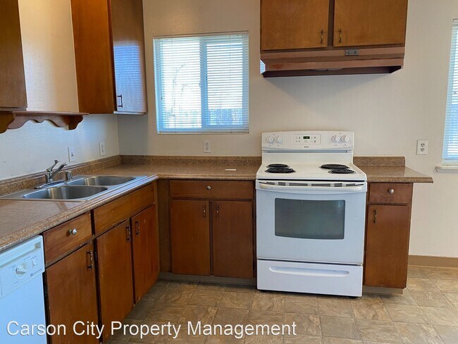 Building Photo - 3 br, 1 bath House - 2301 Michael Dr