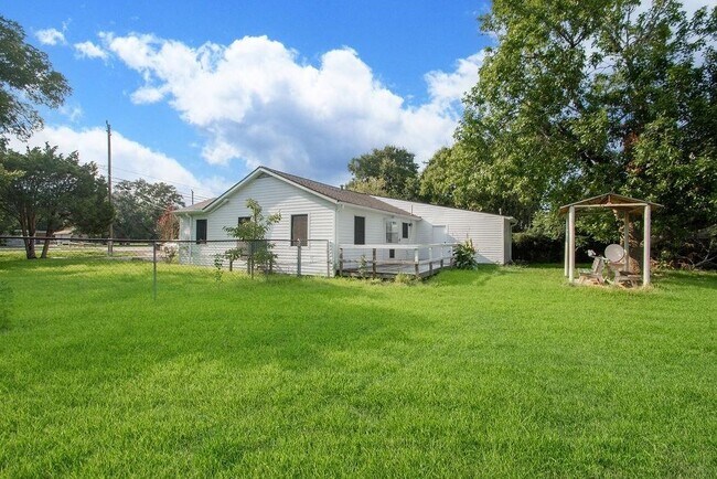 Foto del edificio - 2523 S Broadway St