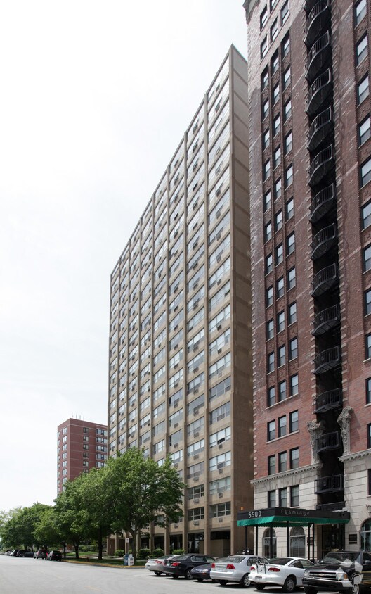 The Promontory Apartments Chicago Il