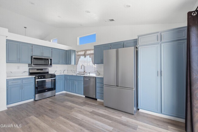 Foto del edificio - 44762 Shadowcrest Dr