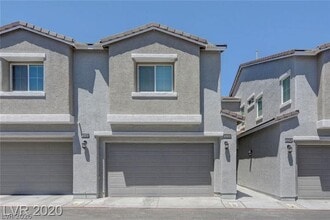Building Photo - 2860 Sunflower Days Ave
