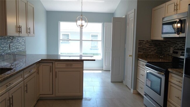 Foto del edificio - 28646 Tanner Dr