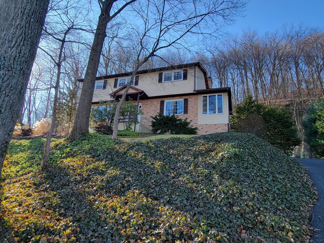 Photo - 310 4th St (Shillington, PA)