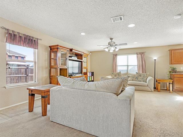 Building Photo - 8401 Shallow Creek Dr