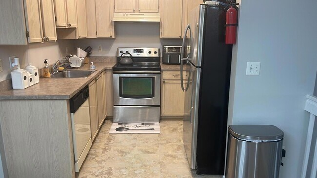 Foto del edificio - 4314 Schaefer Road Unit 22
