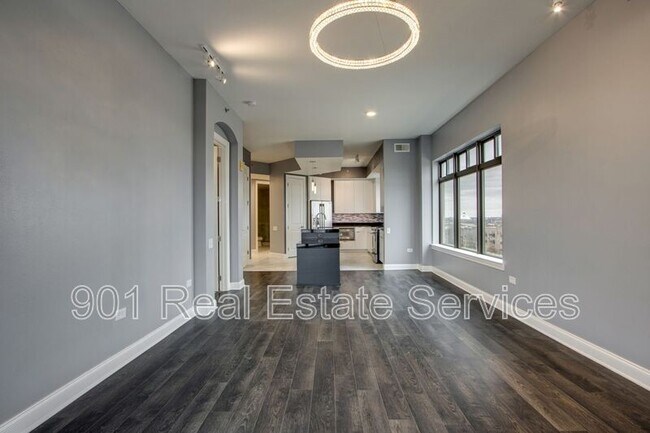 Foto del edificio - 717 Riverside Dr