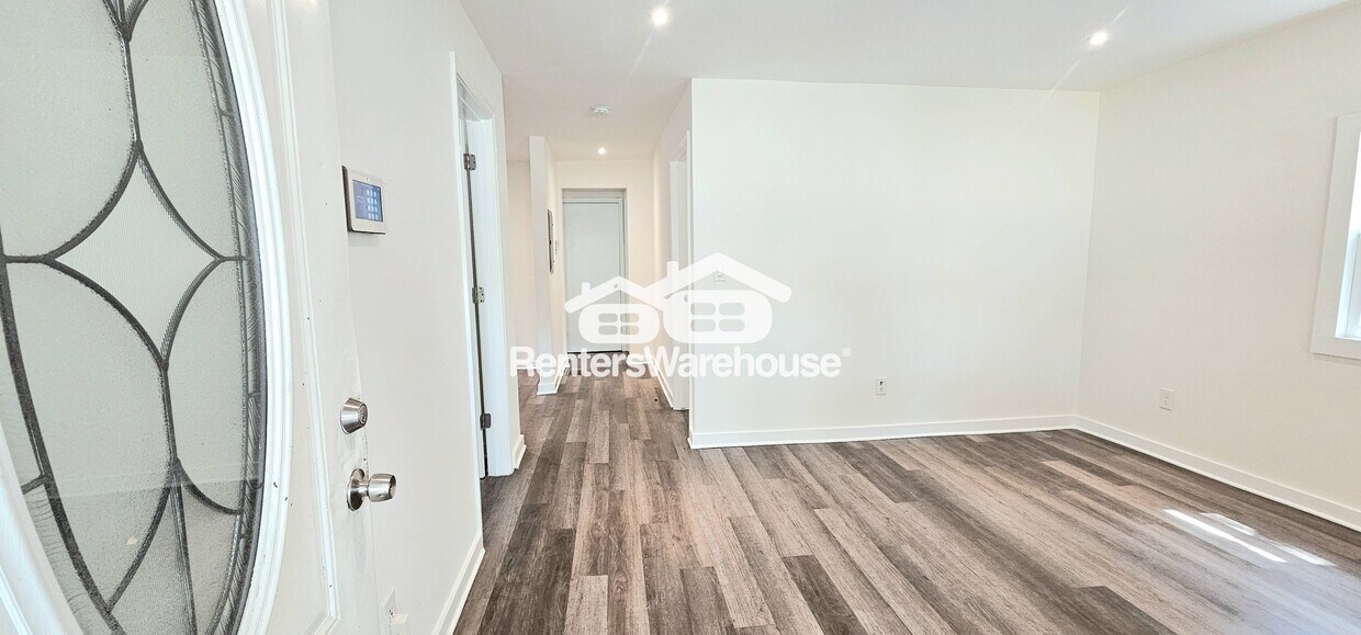 Foto principal - 2015 Detroit Ave NW