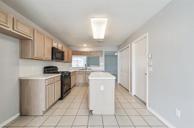 Foto del edificio - 14622 Bladenboro Dr