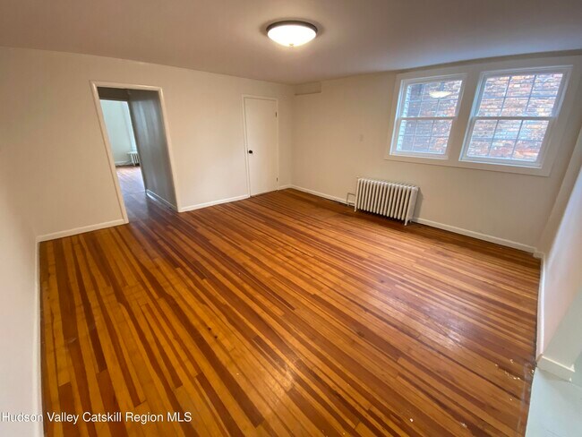 Foto del edificio - 227 Warren St