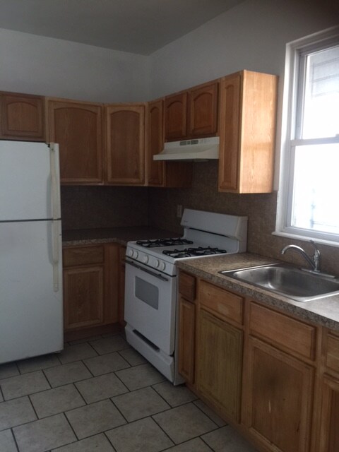 Primary Photo - 135 Winter Ave