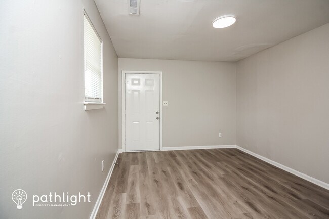 Foto del edificio - 4178 Reid St