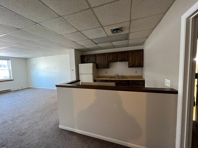 Building Photo - 525 N 3rd St