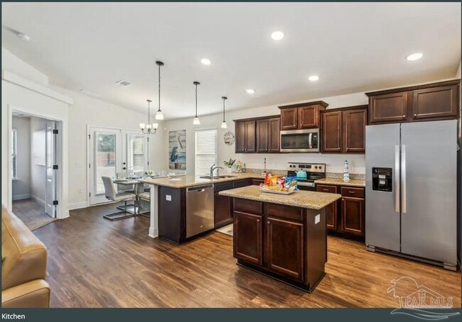 Building Photo - 6315 Redberry Dr