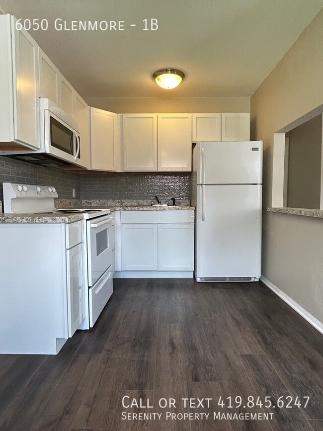 Building Photo - 6050 Glenmore-1B