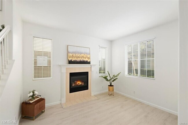 Foto del edificio - 3 br, 2.5 bath Condo - 201 Kensington Park...