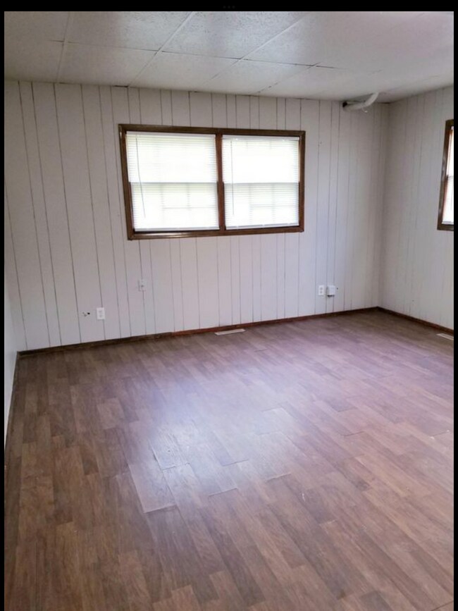 Foto del edificio - 4903 E Murdock St