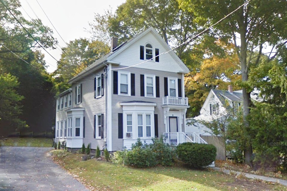 31 Cedar St, Dedham, MA 02026 Apartments in Dedham, MA
