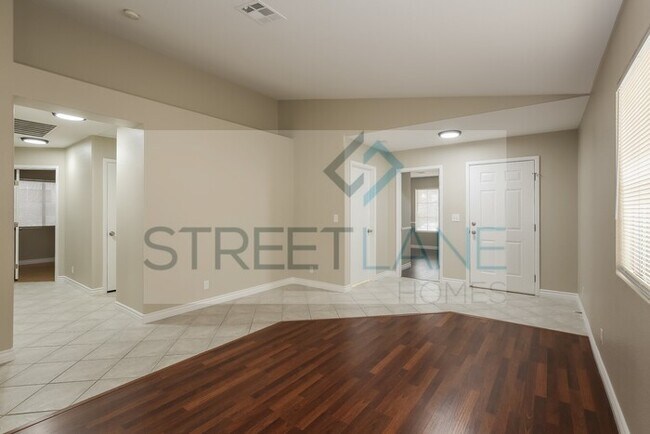 Building Photo - REDUCED!- $350 off first full month if mov...