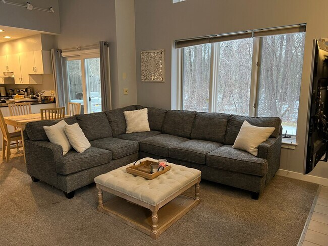 Living room - 31 Corey Way