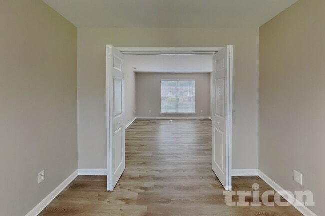 Building Photo - 1402 Weston Ln