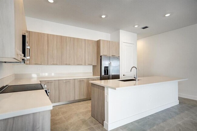 Foto del edificio - 12328 SW 43rd St