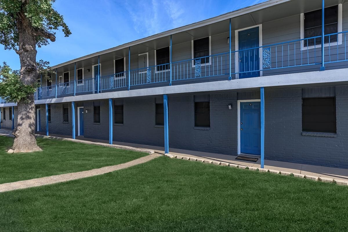 The Heights Apartments Irving, TX