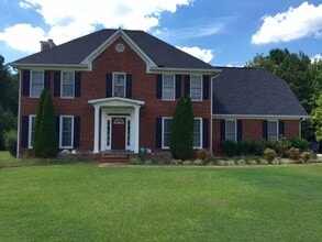 Building Photo - 109 Hickory Rd