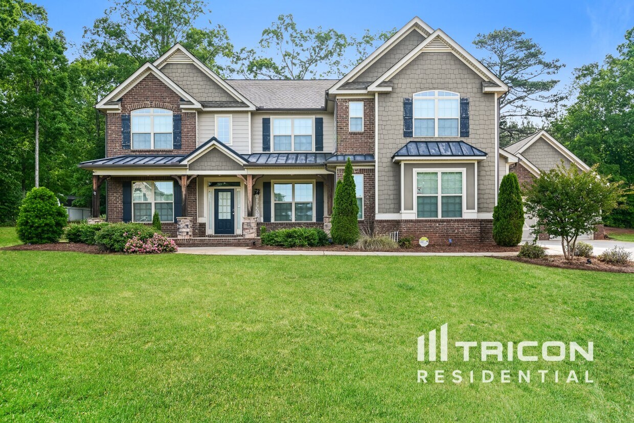 Primary Photo - 273 Enfield Ln