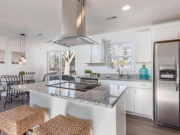 Kitchen - 4442 Kindlewood Dr