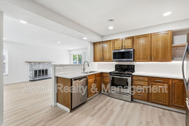 Foto del edificio - 11731 Sherman St