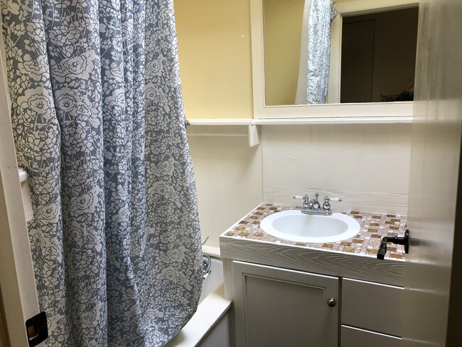 Foto del edificio - 674 Cypress St