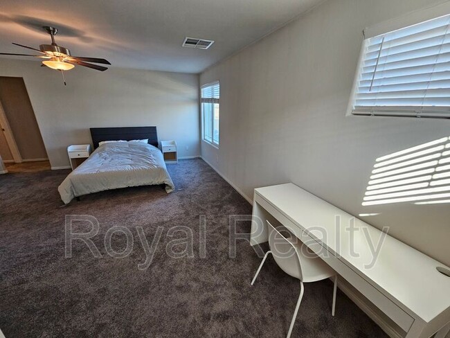 Foto del edificio - 1171 Twincrest Ave