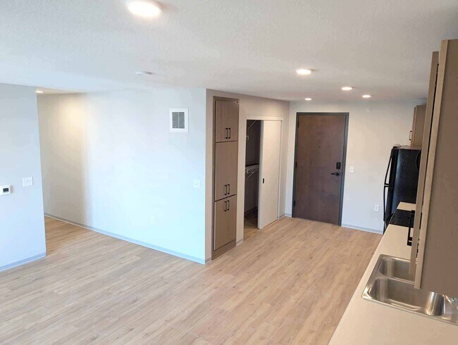 Foto del edificio - Lakefield Apartments