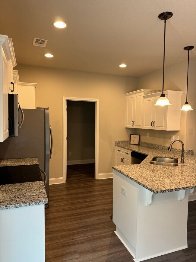 Foto del edificio - 3 Bed 2 Bath In Guyton