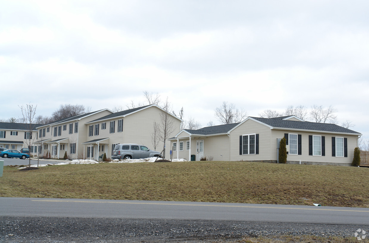 Building Photo - Meadow View Apartments