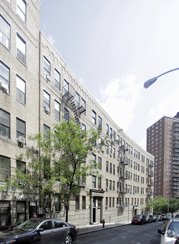 Primary Photo - 75-89 Wadsworth Ter