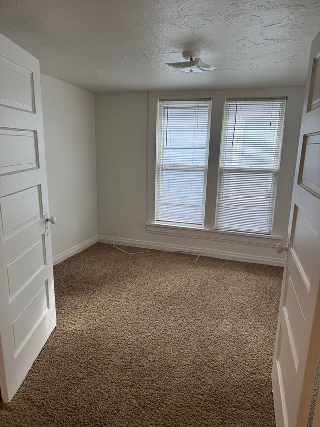 Photo - 1412 1/2-621 N Wahsatch Ave Apartment