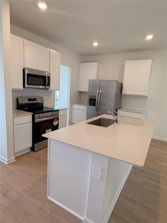 Foto del edificio - 5183 Loyalty Dr