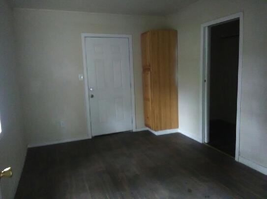 Primary Photo - 715 W 35th, Unit B