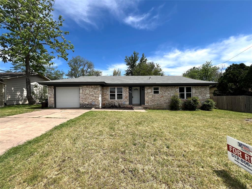 Foto principal - 2503 Biggs Dr